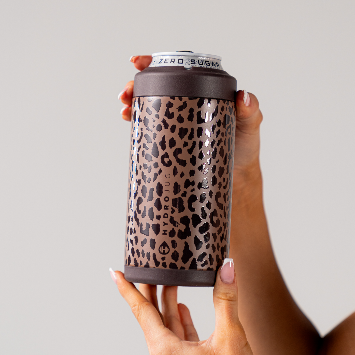 brown-leopard-o2 16ozCan-BrownLeopard-WPI-6.png